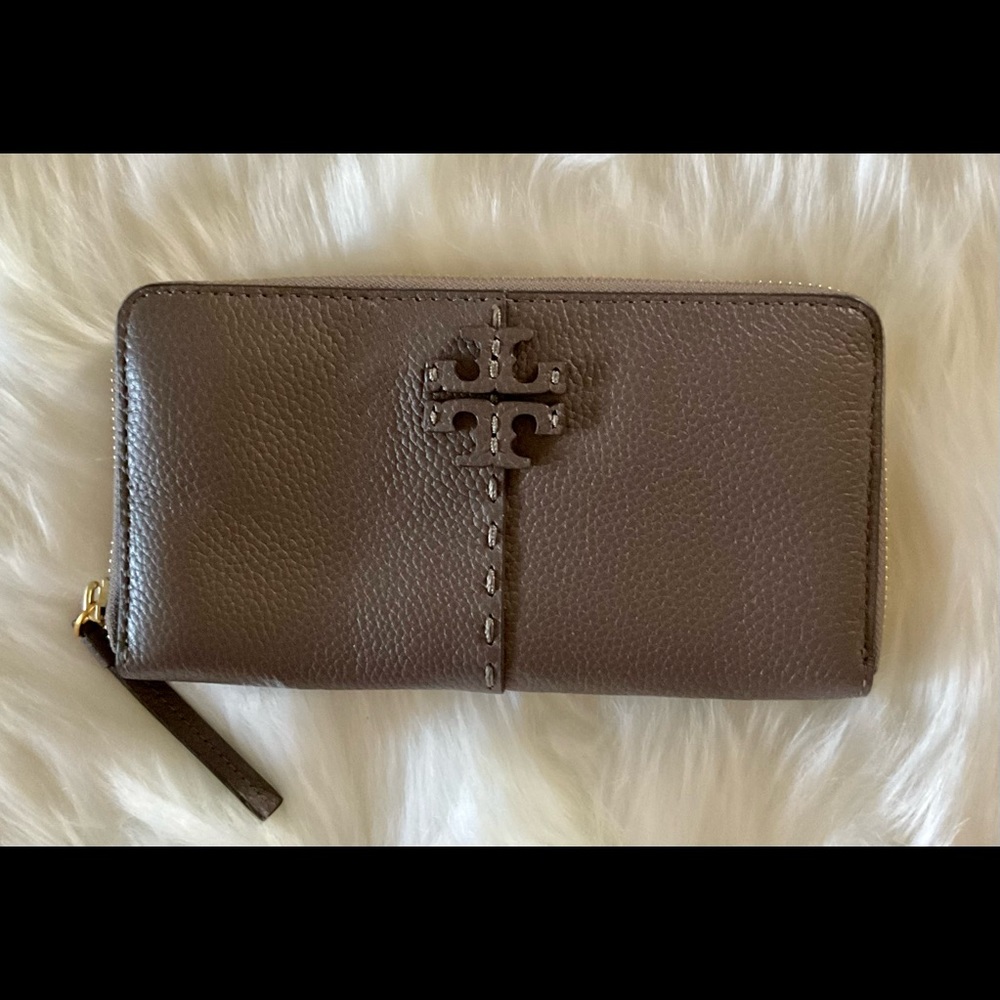 ***NEW*** Tory Burch McGraw Zip Continental Wallet